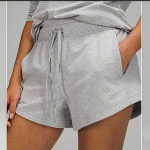 Lululemon Inner Glow Short!